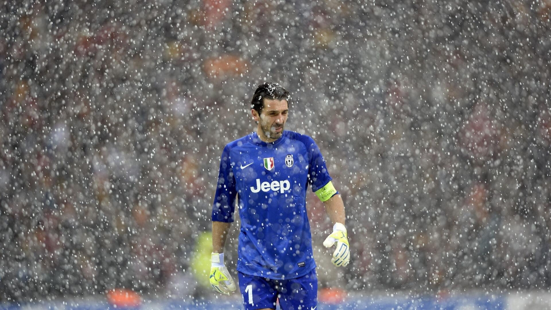 开云体育链接-勇士那几记三分太狠了，库里依旧是信仰，勇士队库里三分