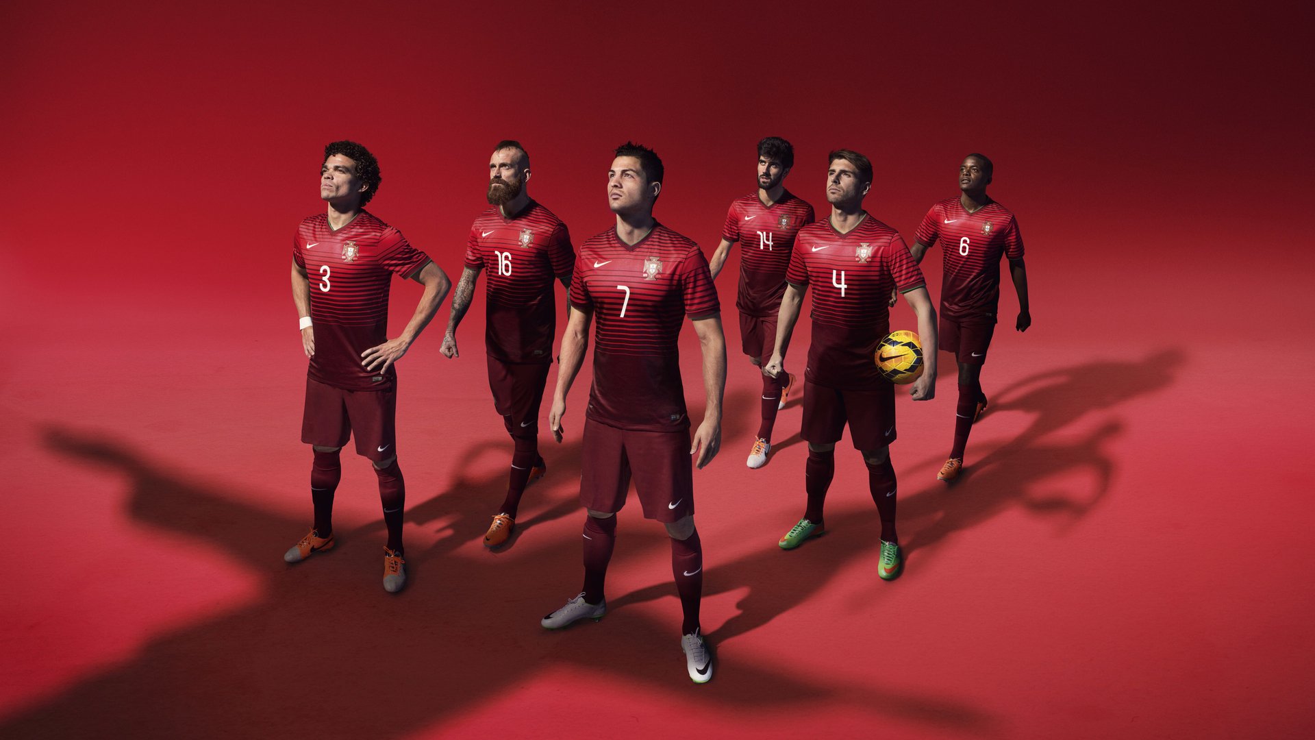 开云·体育官网-曼城像在演练训练课,对手根本摸不到球,曼城的打法